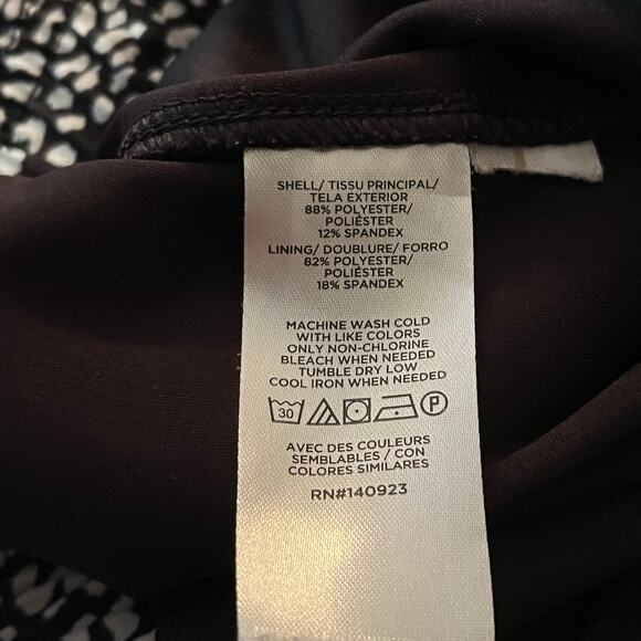 Lou & Grey Black White Micro Animal Print Skort with Built-In Shorts Size Small - Picture 5 of 7